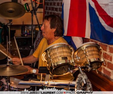 JalPN4_ZOMtpnmx3tee2svZ0a3G6fB859YWhgW2lKeY