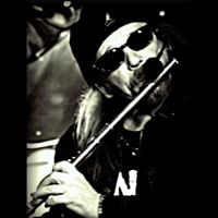 529565_10151231238932796_711461650_n